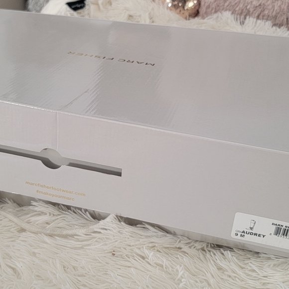 Marc Fischer Audrey Boots Size 9 - Picture 2 of 4